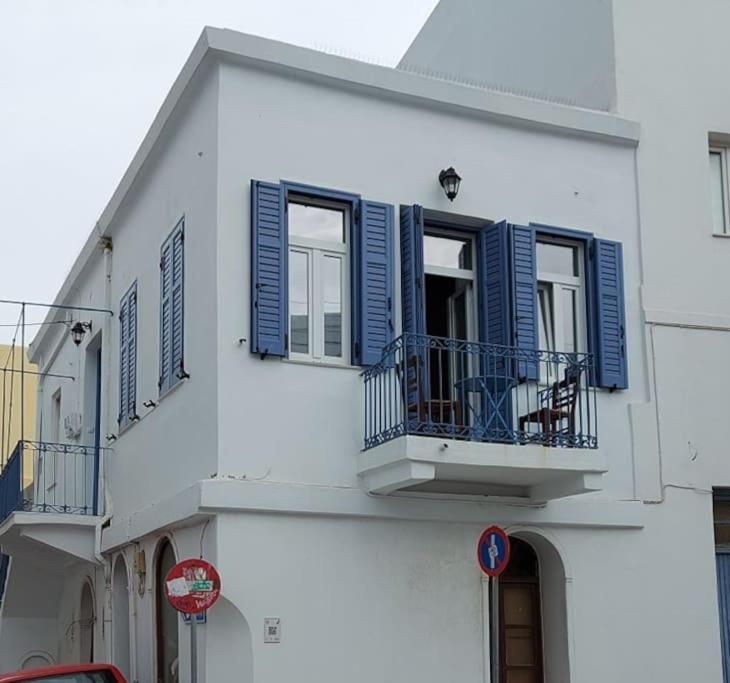 Apartamento Gyzi 'S House Tínos Exterior foto